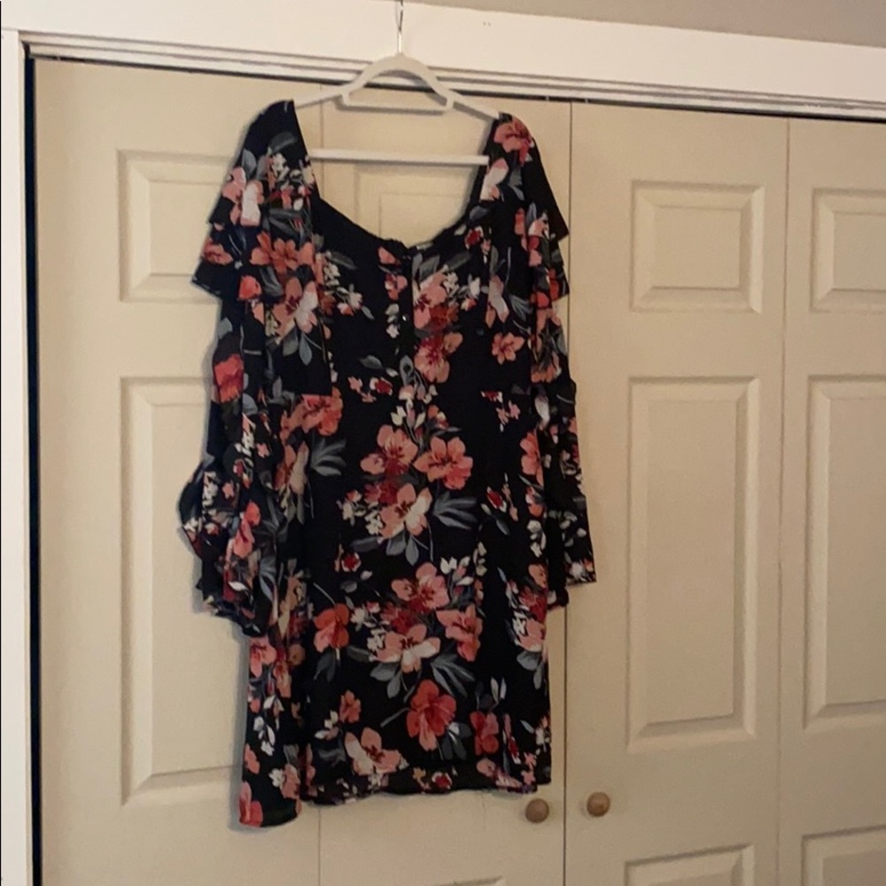 Gorgeous Dress!!